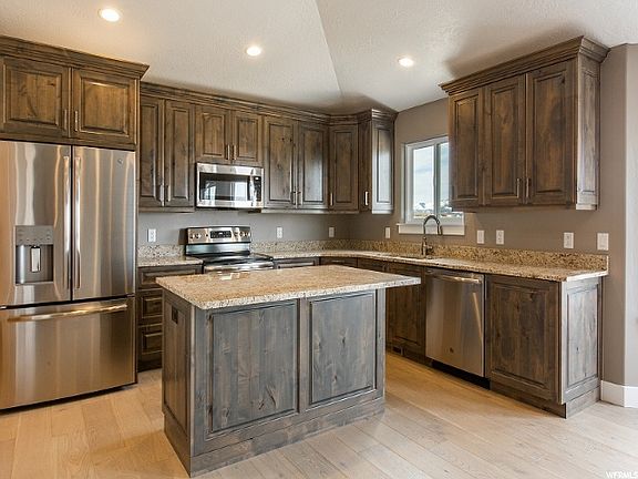 3rd image of 1257 N 340 W #347