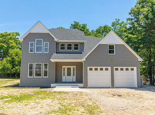 682 Portion Rd, Ronkonkoma, NY 11779