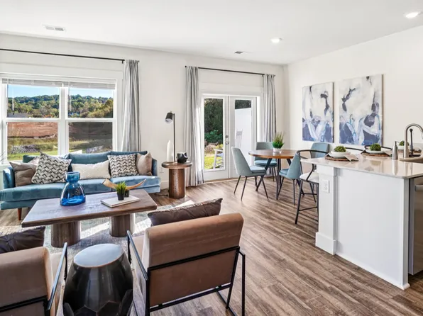 132 Holt Way, Blountville, TN 37617