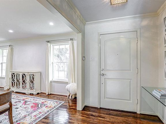 3rd image of 7128 Glendora Ave