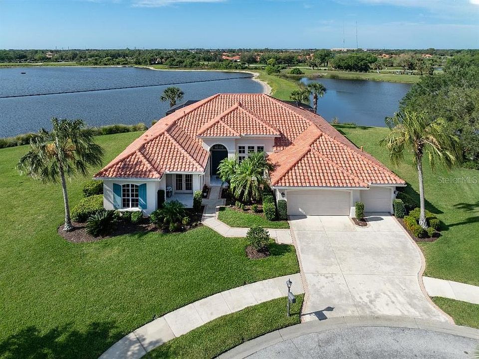 1st image of 134 MARTELLAGO DRIVE