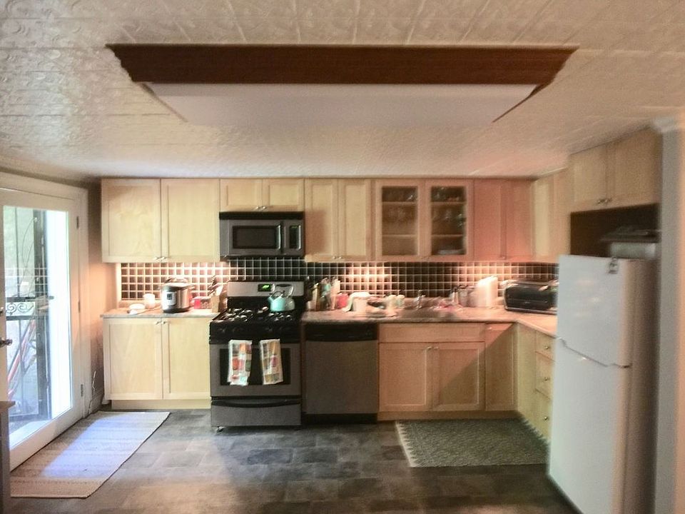 1st image of 573 7th St #1