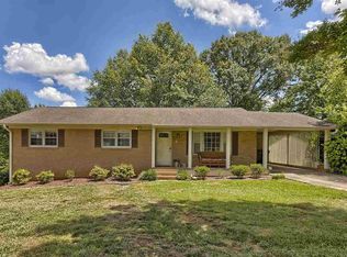 154 Dover Rd, Spartanburg, SC 29301