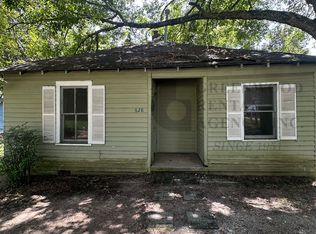 628 Chipley Ave, Greenwood, SC 29646