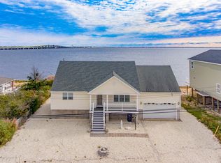 81 Bay Shore Dr, Toms River, NJ 08753
