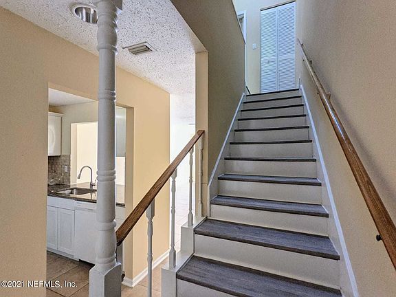 4th image of 7701 W Baymeadows Cir