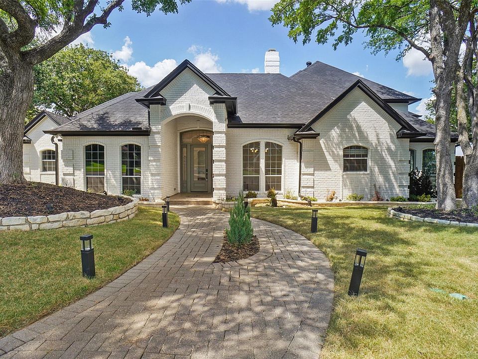 1st image of 1002 Woodvale Ct
