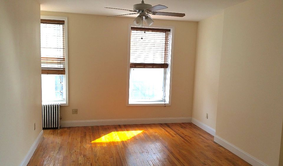 2nd image of 581 Vanderbilt Ave #4FU