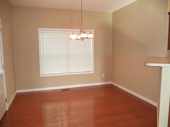 5th image of 8150 Broken Rock Ln