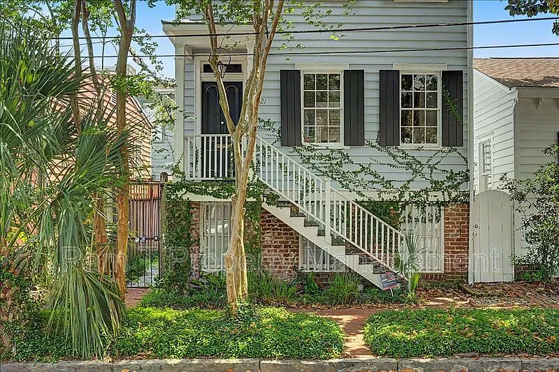 1 bed, 1.0 bath, 900 sqft, $1,855 — Photo 2