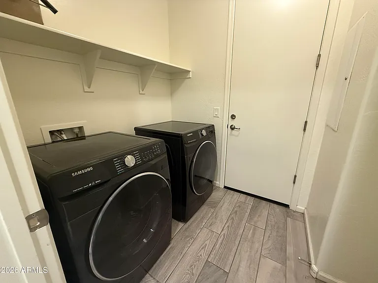 263 E Lantana Dr — Photo 16