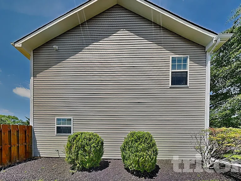 176 Heartwood Hl — Photo 14