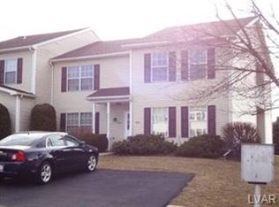 1601 Briarwood Ln, Bethlehem, PA 18020