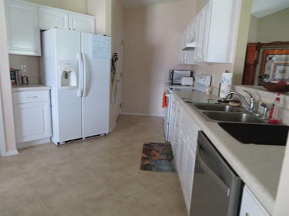 3rd image of 630 Hanley Downs Dr