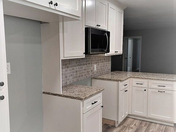 Right Side Kitchen