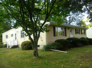 9 Mayfair Rd, Wynantskill, NY 12198