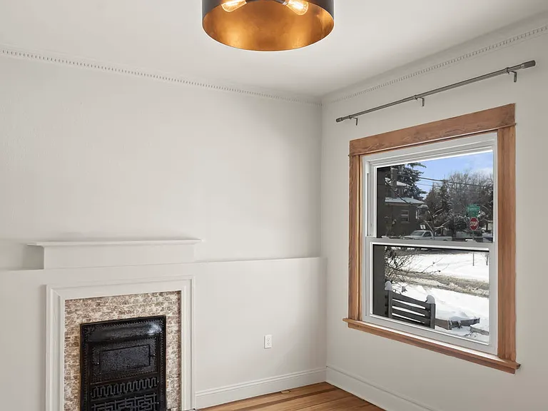2306 N Franklin St — Photo 5