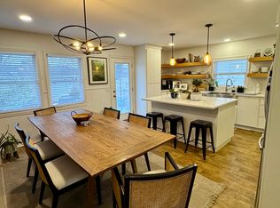 713 NW 6th St, Bentonville, AR 72712
