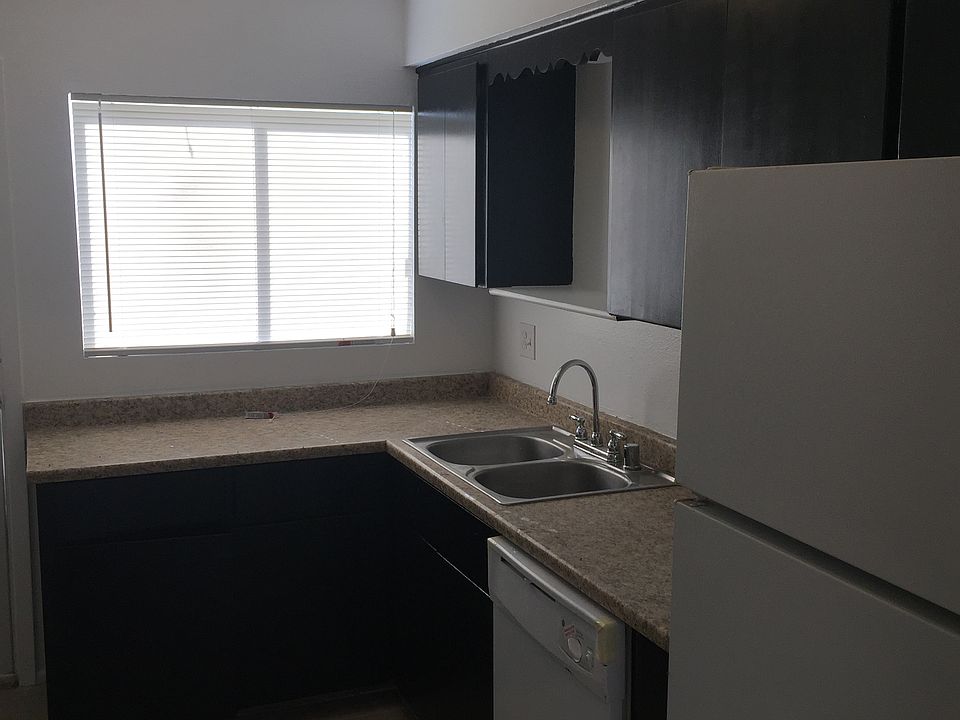 1205 9th Kitchen