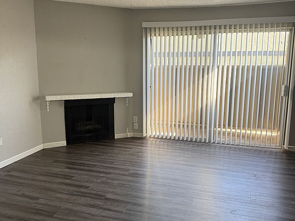 3rd image of 5216 Garfield Ave #621a8f955