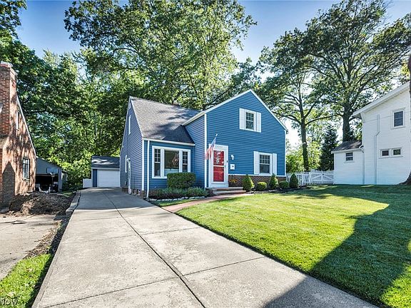 4th image of 24103 Bruce Rd