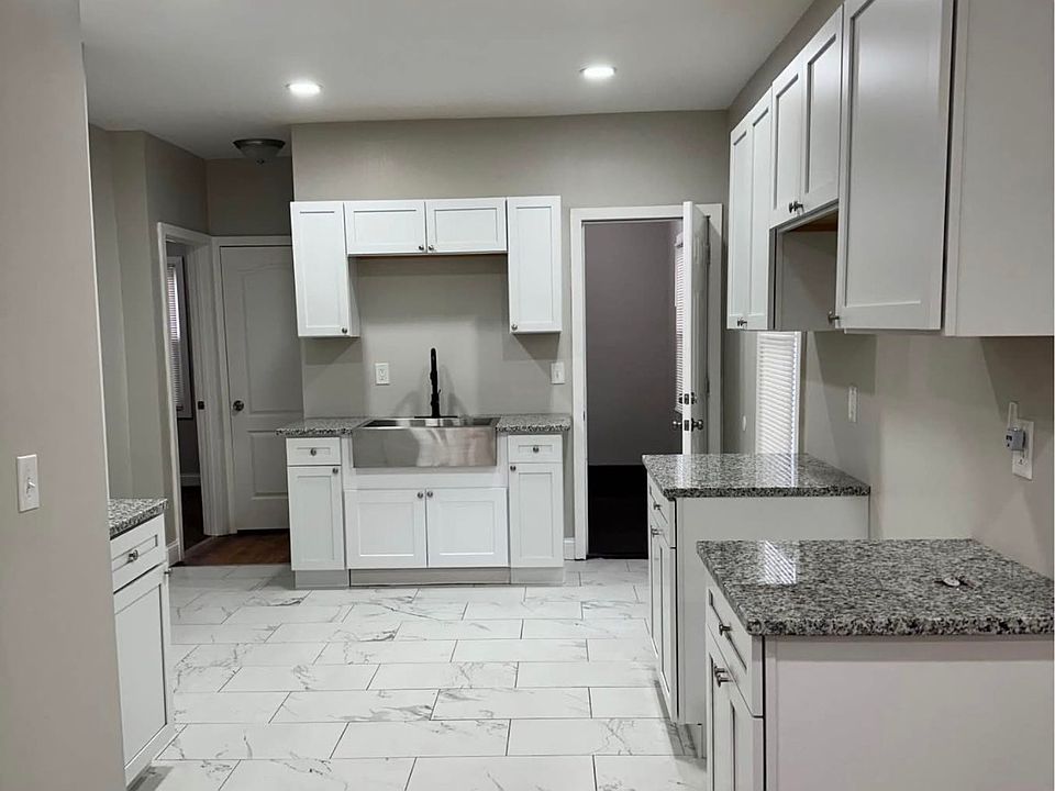 1st image of 5553 Pacific Ave
