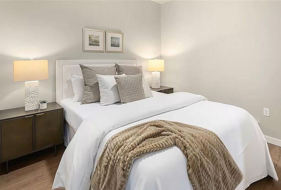 1085 103rd Ave NE Apartment Rentals Bellevue, WA Zillow