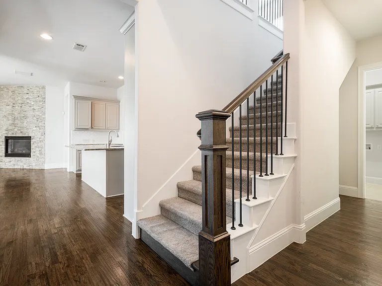 301 Ridgewood Dr — Photo 6