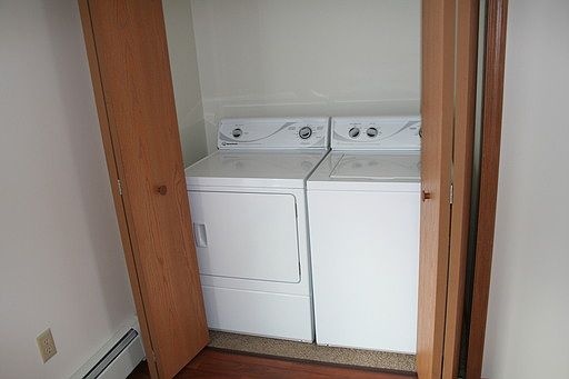 3rd image of 1301 Ryan Ave APT 04