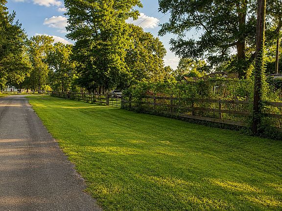 5th image of 124 County Road 3185