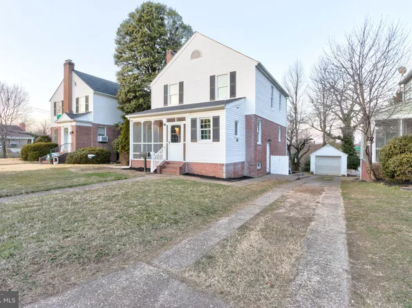 1202 Circle Dr, Halethorpe, MD 21227