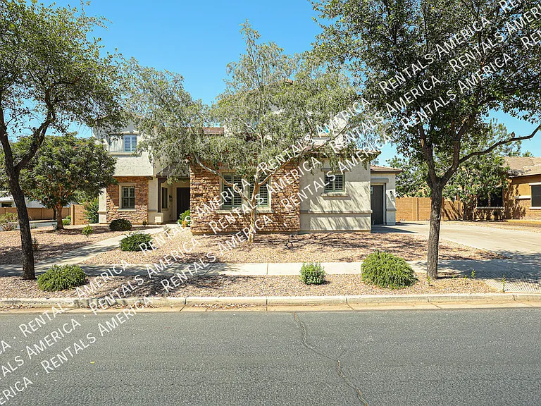 18676 E Braeburn Ln — Photo 5