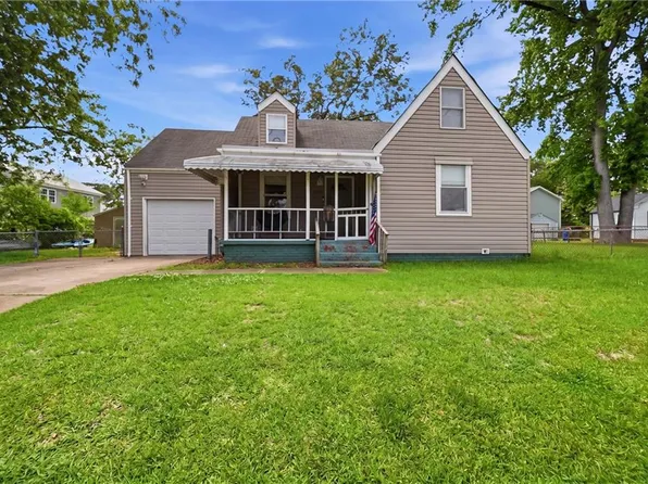 6113 Pamlico Cir, Norfolk, VA 23513