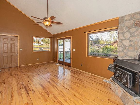 3rd image of 201 Bryan Dr