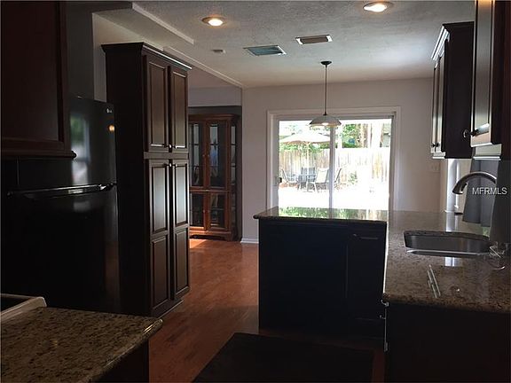 3rd image of 129 Countryside Dr