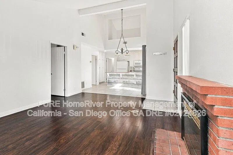 2 bed, 2.0 bath, 954 sqft, $2,495 — Photo 4
