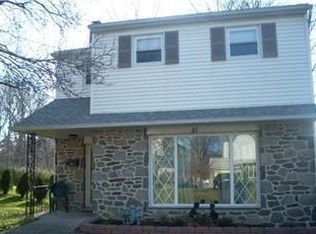 45 Colonial Dr, Havertown, PA 19083