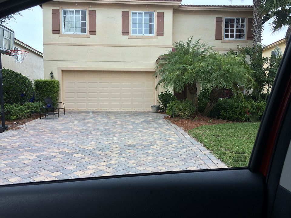 1st image of 5590 43rd Ct