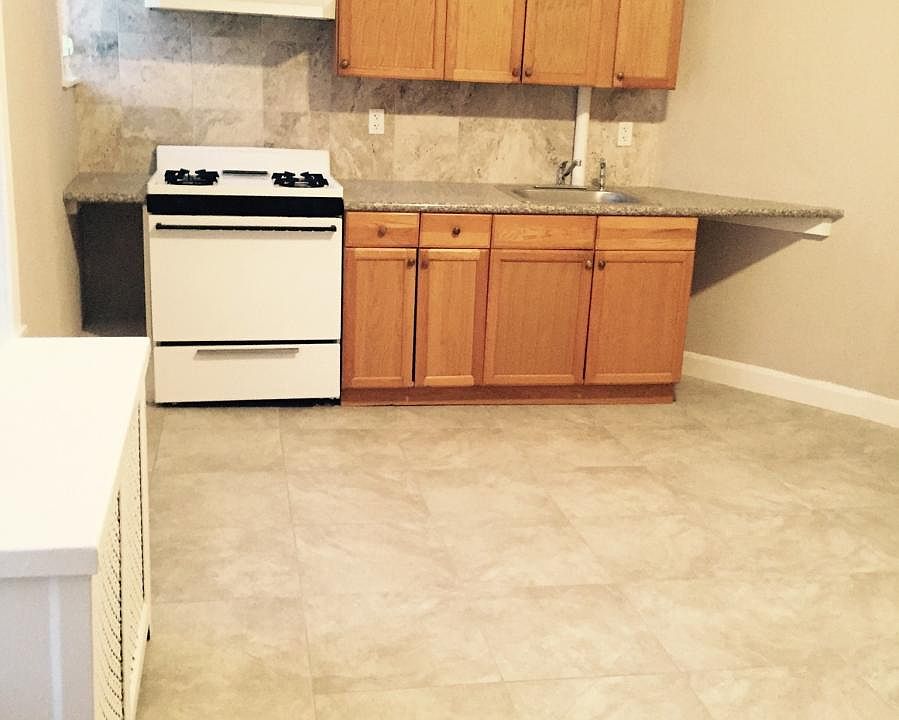 1st image of 459 W Hansberry St #2