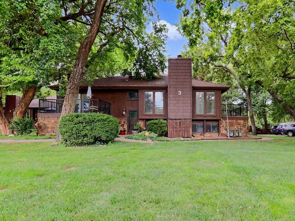 2421 S Yellowstone St APT 302, Wichita, KS 67215