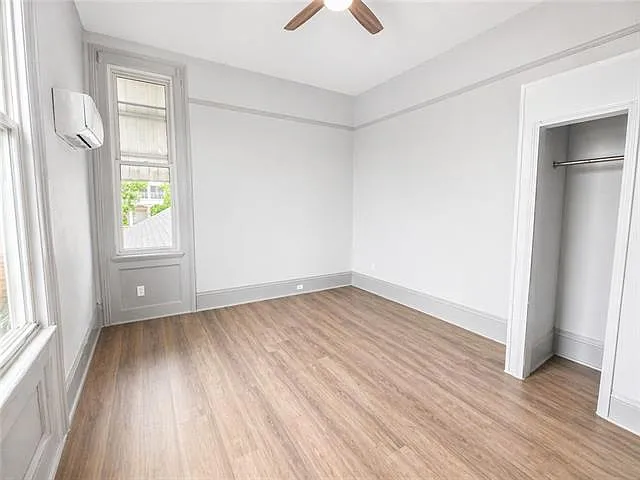 1306 Simon Bolivar Ave #1/2 — Photo 8