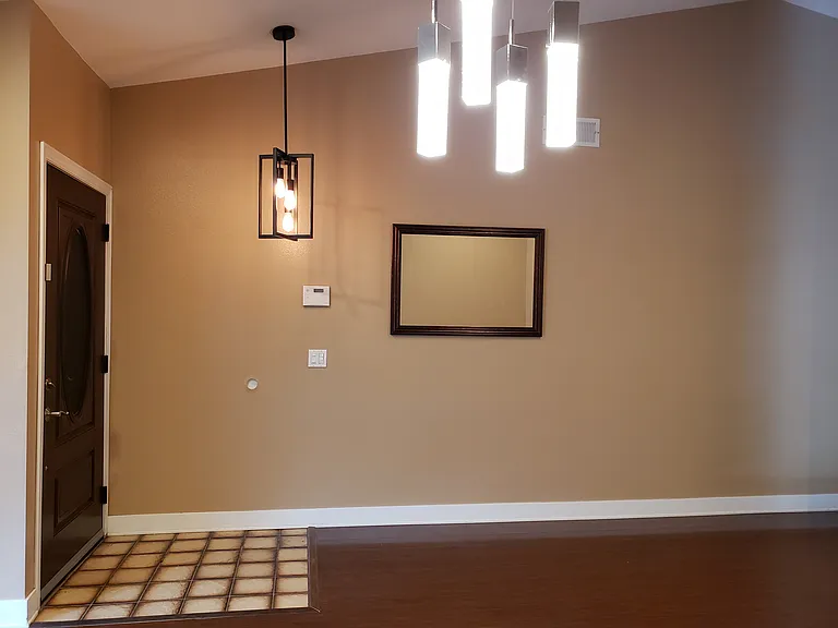 21110 Lycoming St — Photo 33