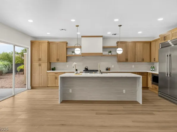1651 Danbury Crossing Dr, Henderson, NV 89052