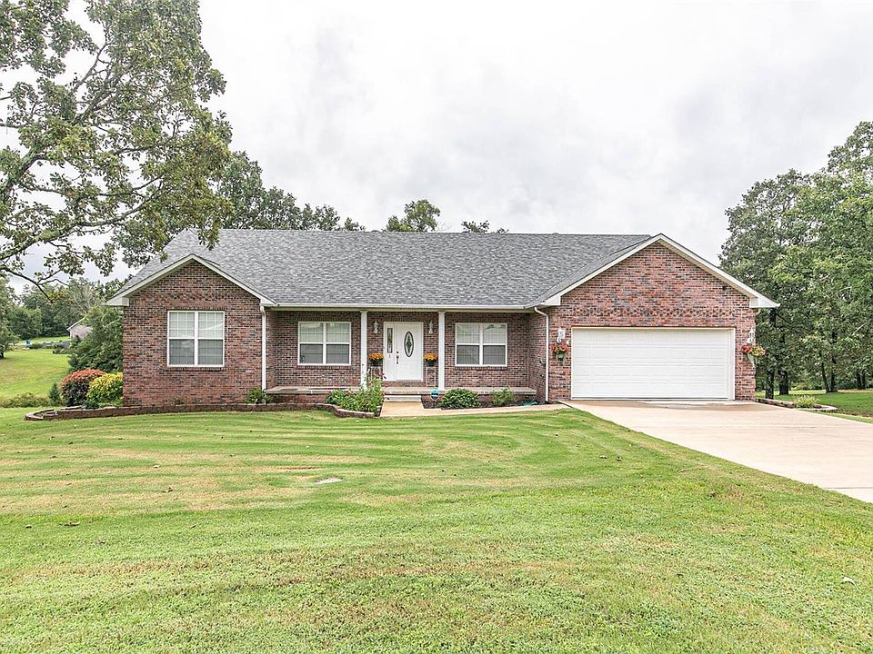 1st image of 5 Timber Wolf Dr