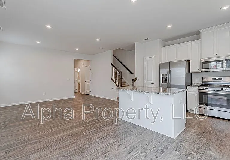 520 Huntingdale Pl — Photo 7
