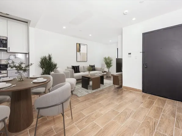 218-36 133rd Road image 1 of 10