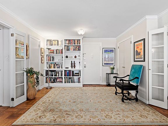 4th image of 310 E 70th St APT 9K