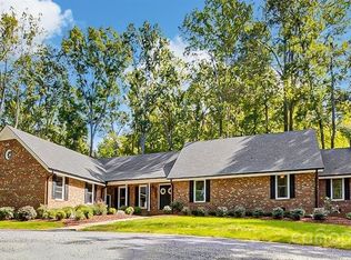 869 Cedar Creek Dr, Asheboro, NC 27205