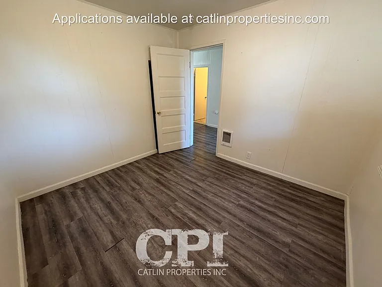 320 21st Ave — Photo 9