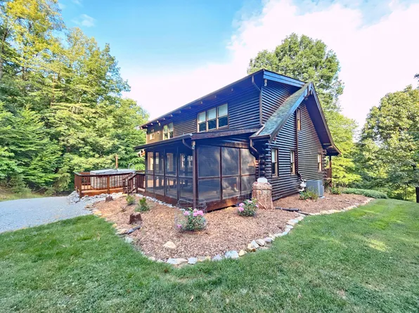 634 Zimmerman Rd, Blue Ridge, VA 24064